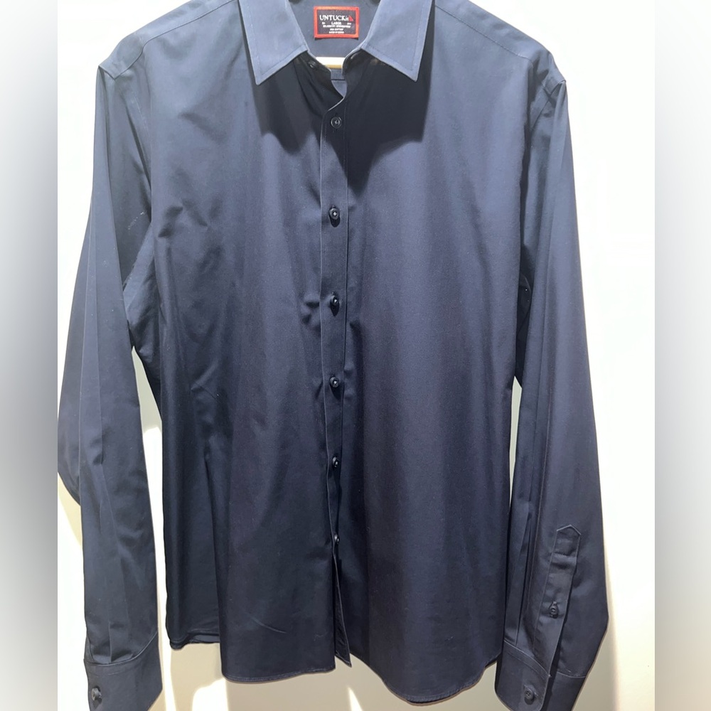 UNTUCKit Men’s Large